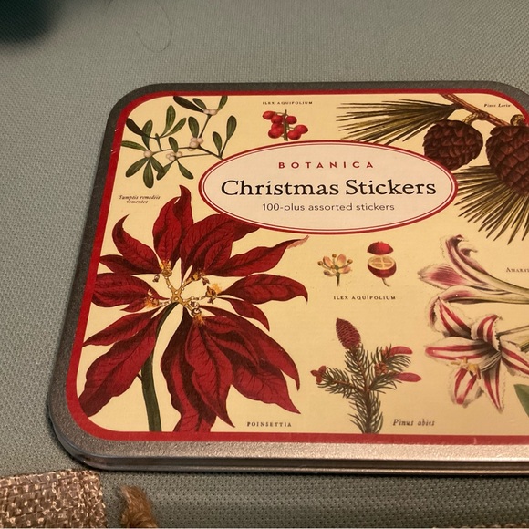 20 Festive Burlap Drawstring Gift Bags with Christmas Stickers 🆕 - Picture 4 of 5